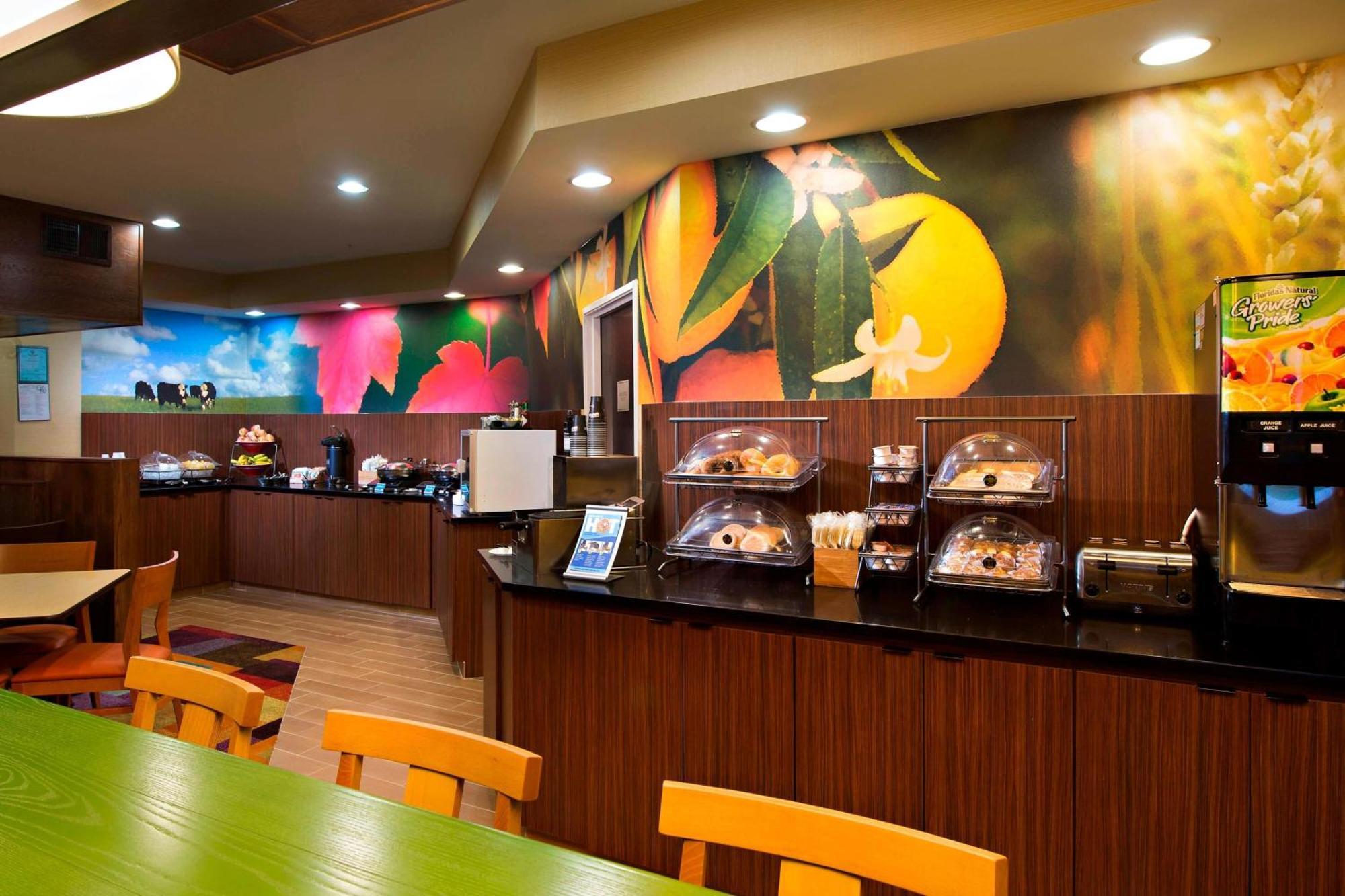 Fairfield Inn Huntsville Bagian luar foto