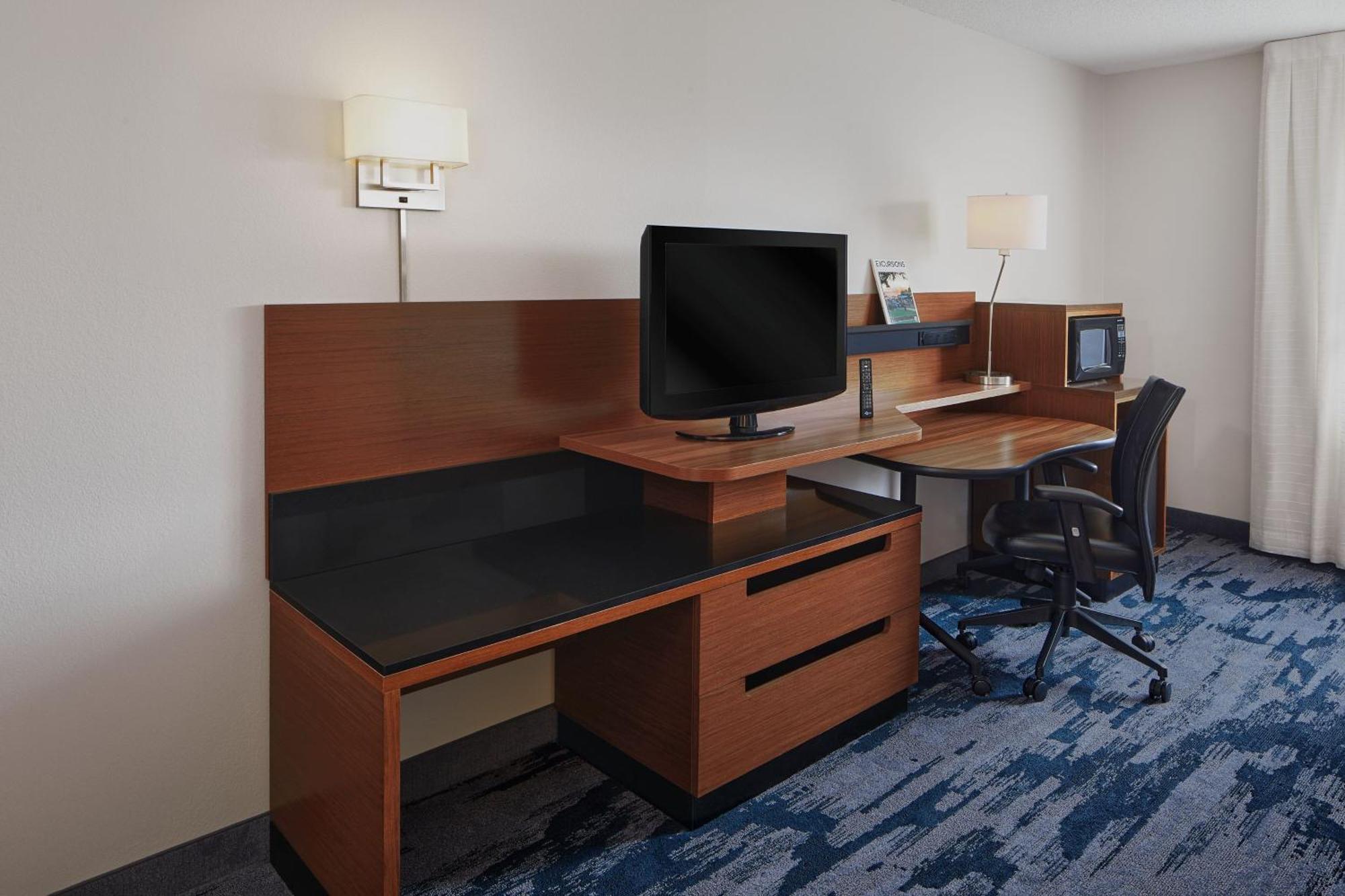 Fairfield Inn Huntsville Bagian luar foto